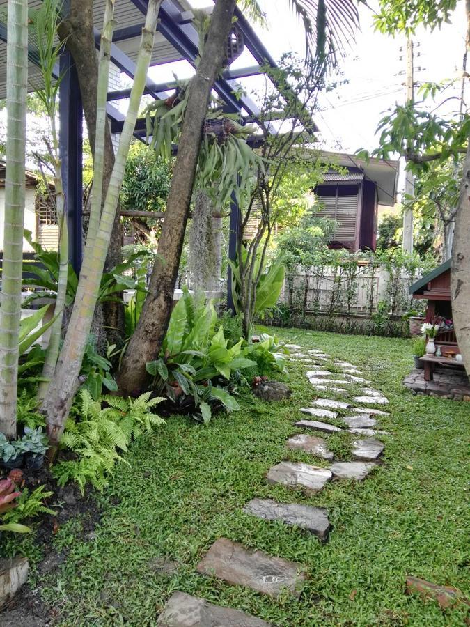 18 In Town Homestay Chiang Mai Exterior photo